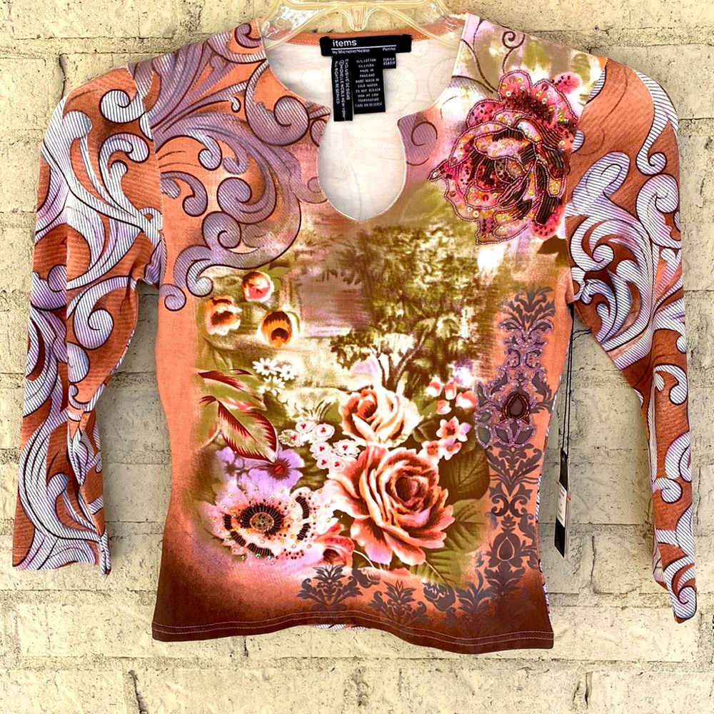 NWT Items by Michelle Nicole Petite floral beaded boho top. Size P